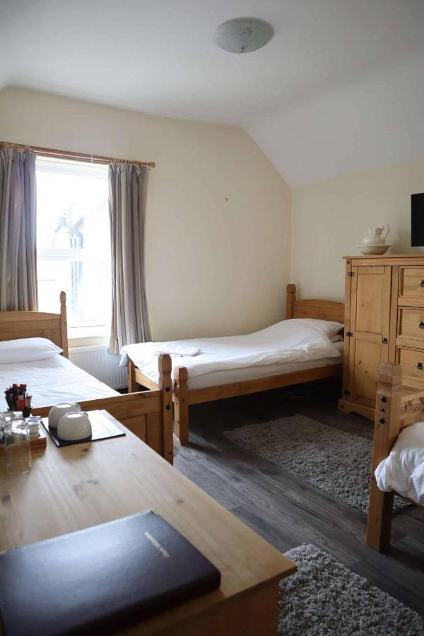 The Hare & Hounds Inn Foulridge Eksteriør bilde