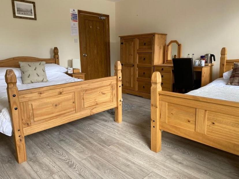 The Hare & Hounds Inn Foulridge Eksteriør bilde